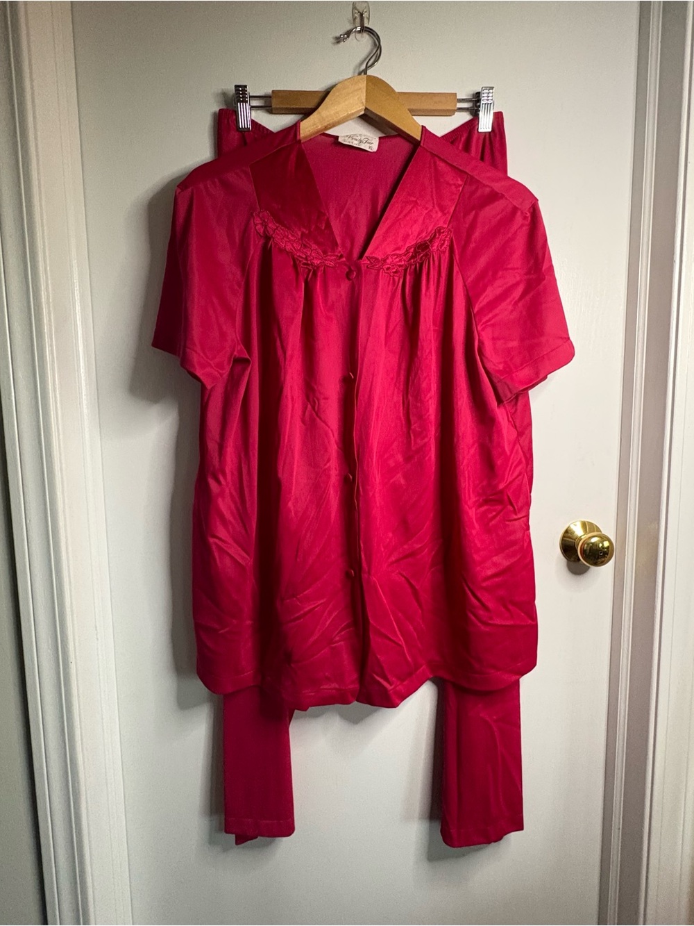 Vanity Fair Vintage 2pc Pajama Set Pink Nylon Tricot V-Neck Button XL Loungewear